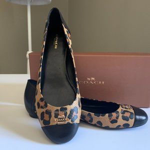 Coach ChelseaWomen's Flats Style A00343 Size 7M